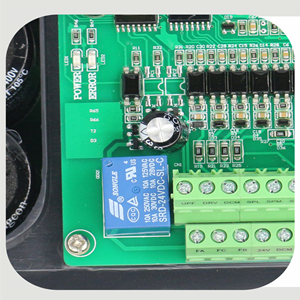 DE Stock 4kw HY Serie Inverter VFD 400hz Entrada fase única salida 3 fase 220v 5